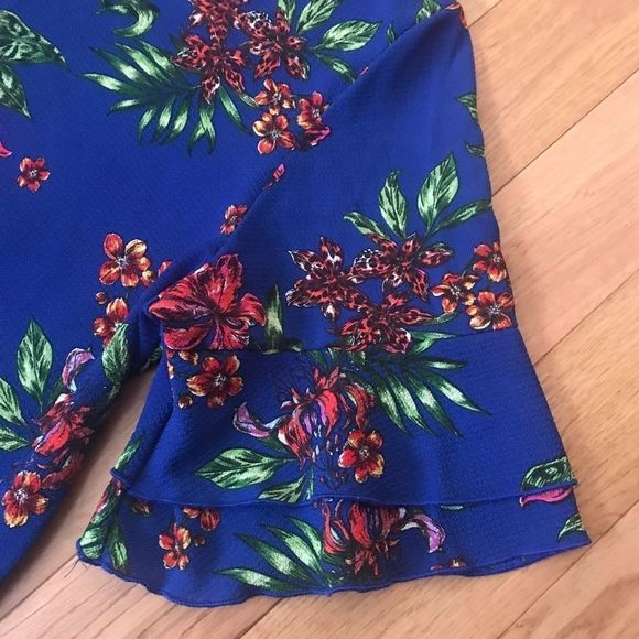 Floral Blue Blouse - Picture 6 of 8